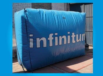 Logo Inflable Infintum